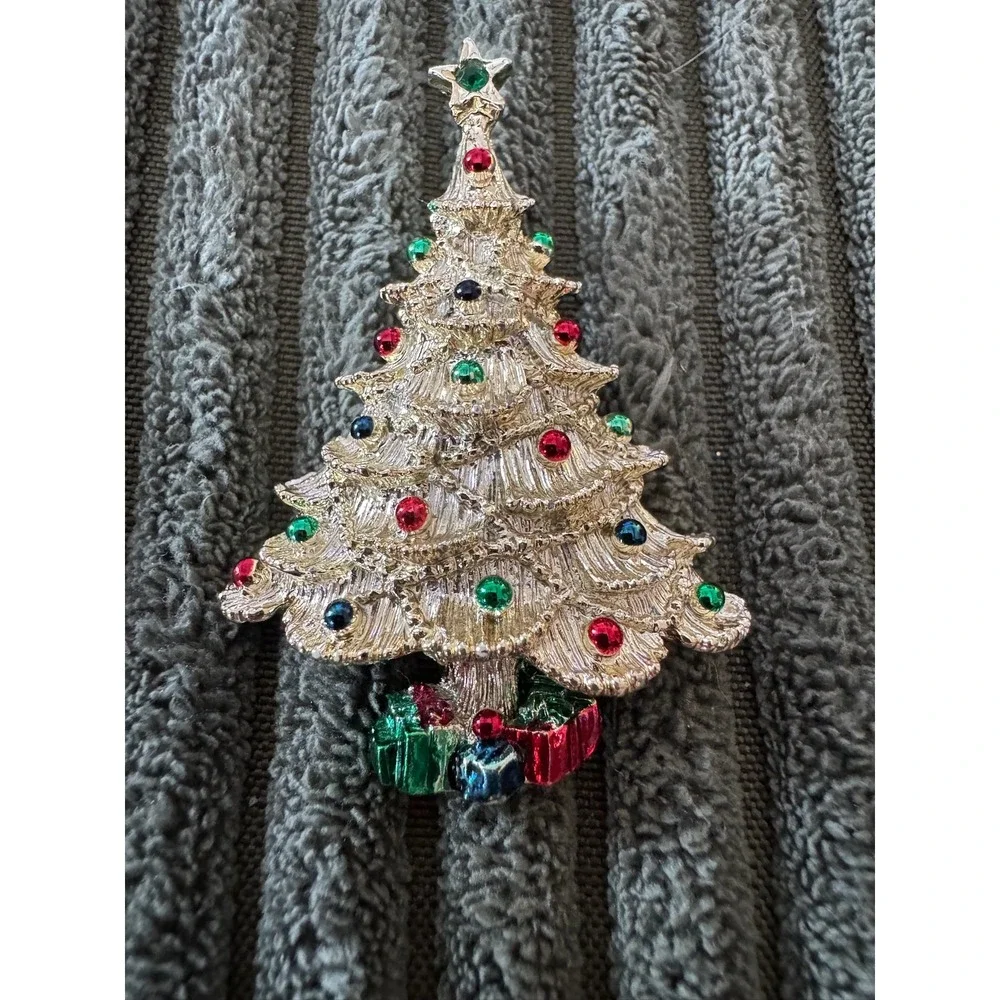 Steven Michael Christmas Tree Pin Brooch Rhinestone Presents‎ Gold Tone Star